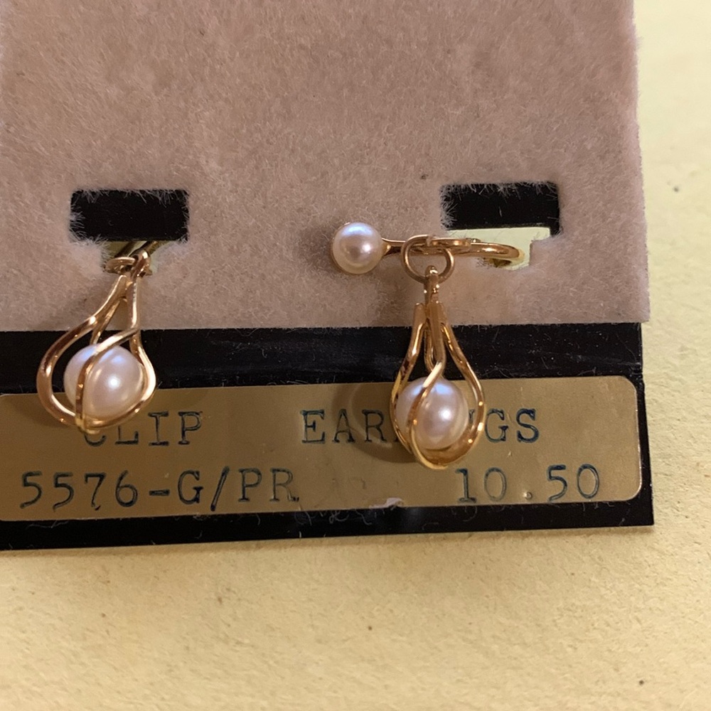 Napier clip earrings*